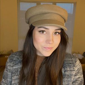 Meet your Posher, Michele